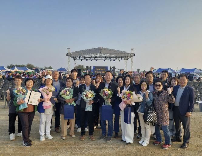 안성시 전통시장 개인‧단체 전통시장 활성화 유공 수상