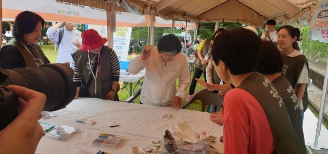 청년들과 함께한 전래놀이, 가족의 추억을 소환하다