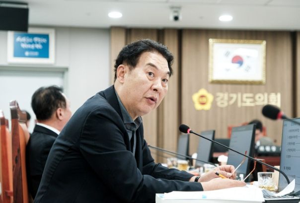 경기도의회 강웅철 의원