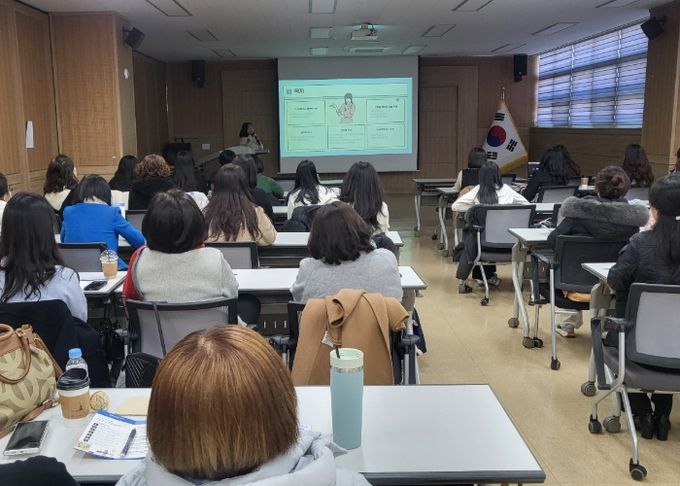 광주하남교육지원청, 전국 최초 ‘공유도서관’에 전자책 창작 열풍까지… 학교도서관 혁신 모델 2026 전국 확산 시동
