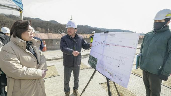 과천고가교 철거 공사 현장 모습