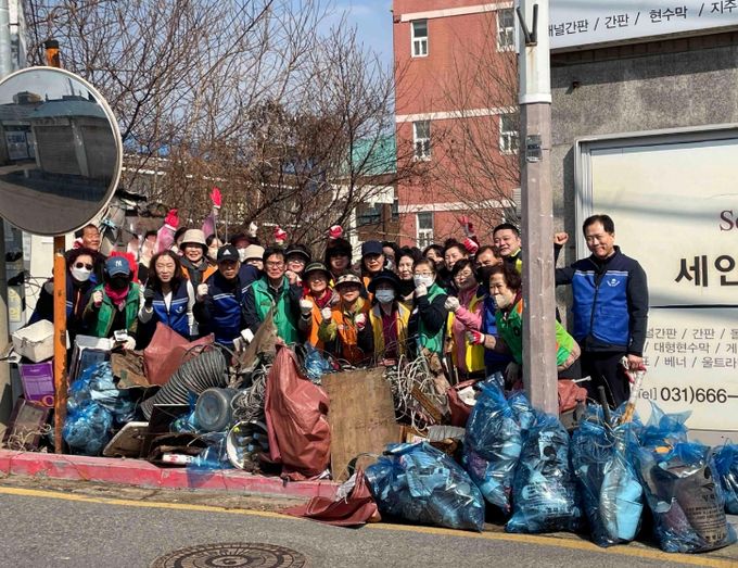 평택시 신장2동 새봄맞이 일제대청소 실시